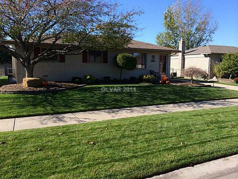 46935 Crestview, Macomb, MI 48044 photo 1
