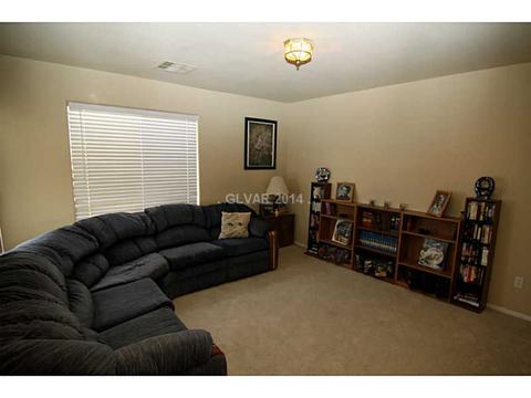 111 Lemongold St, Henderson, NV 89012 photo 3