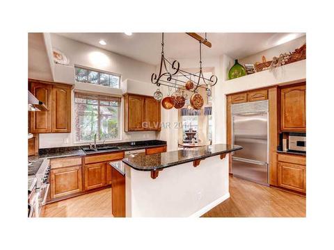39 Desert Highlands Dr, Henderson, NV 89052 photo 4
