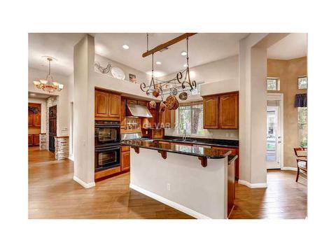 39 Desert Highlands Dr, Henderson, NV 89052 photo 2