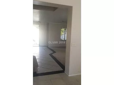 52 Toggle St, Henderson, NV 89012 photo 2