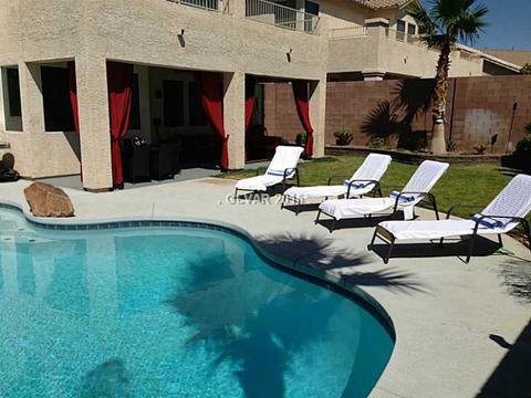 686 Vortex Ave, Henderson, NV 89002 photo 2
