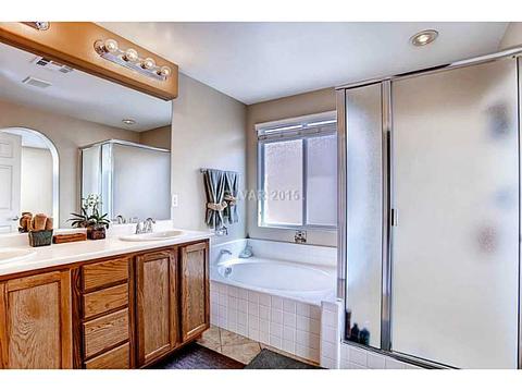 621 Blue Crystal Cree Rd, Henderson, NV 89002 photo 18