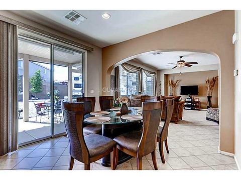 621 Blue Crystal Cree Rd, Henderson, NV 89002 photo 7