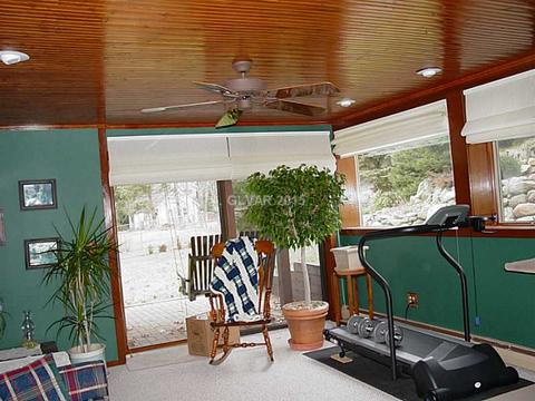 23 E Newman, Williamston, MI 48895 photo 3