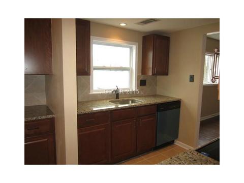 143 Arundel, Pasadena, MD 21122 photo 8