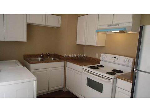42 Connors, Ely, NV 89301 photo 2