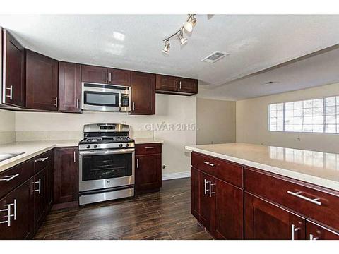 732 Willow Ave, Henderson, NV 89002 photo 5