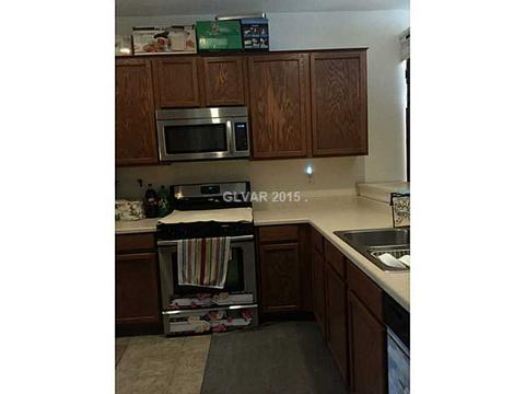 946 Wembly Hills Pl, Henderson, NV 89011 photo 3