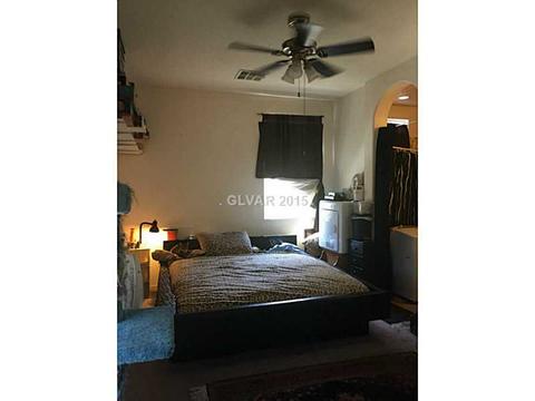 946 Wembly Hills Pl, Henderson, NV 89011 photo 7