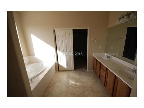 2220 Manosque Ln, Henderson, NV 89044 photo 14