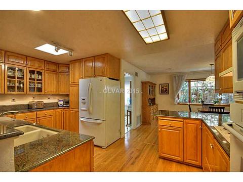 7617 Normandy, Cupertino, CA 95014 photo 7