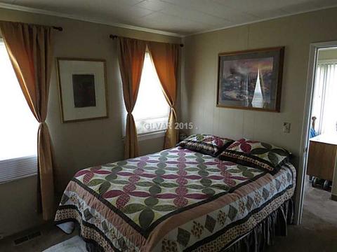 1245 Lyons, Ely, NV 89301 photo 3