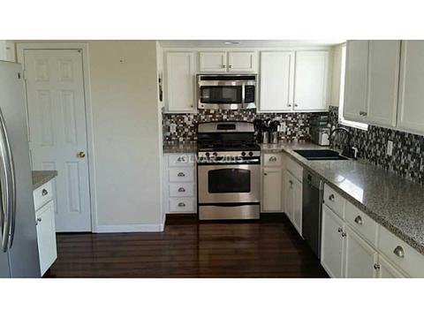 700 Booted Eagle St, Henderson, NV 89015 photo 3