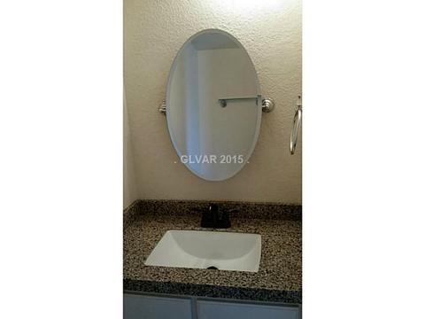 700 Booted Eagle St, Henderson, NV 89015 photo 12