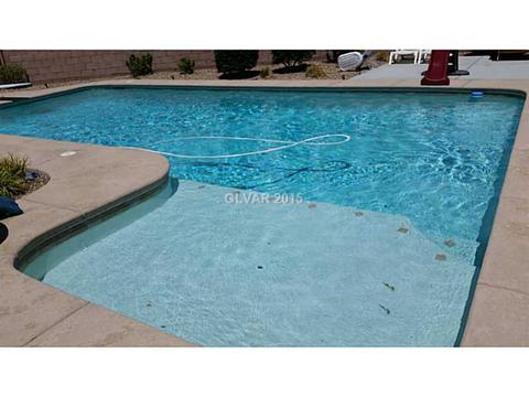 700 Booted Eagle St, Henderson, NV 89015 photo 2