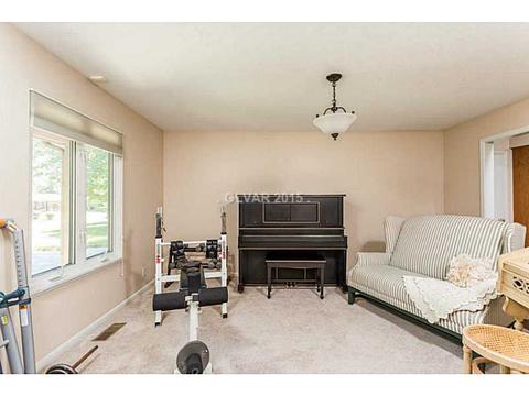 6718 Studebaker Ct, Indianapolis, IN 46214 photo 6