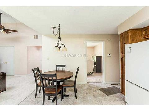 6718 Studebaker Ct, Indianapolis, IN 46214 photo 5