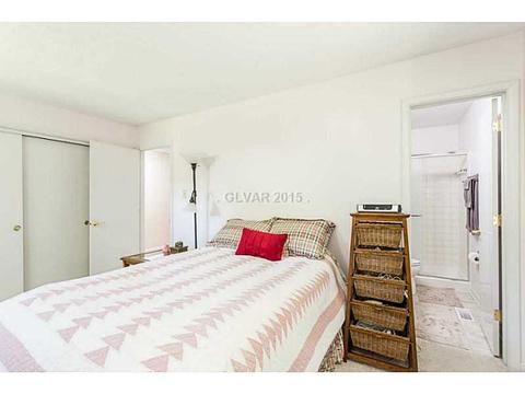 6718 Studebaker Ct, Indianapolis, IN 46214 photo 11