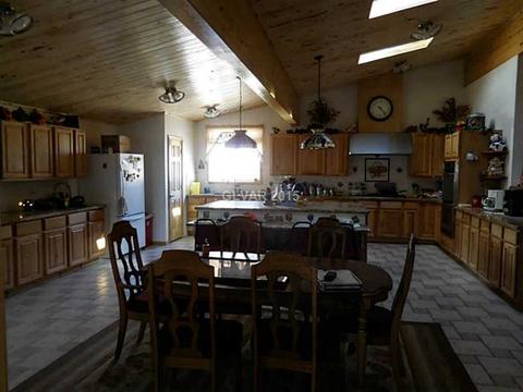 806 Avenue L, Ely, NV 89301 photo 3