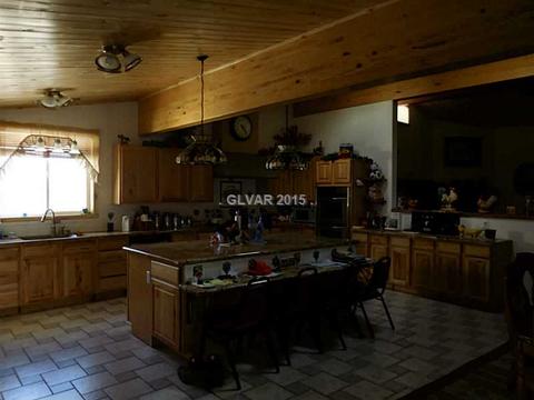 806 Avenue L, Ely, NV 89301 photo 2