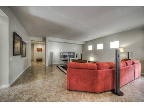 2675 Dirleton Pl, Henderson, NV 89044 photo 4