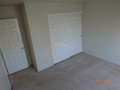 718 Booted Eagle St, Henderson, NV 89015 photo 21