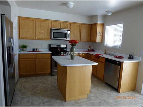 718 Booted Eagle St, Henderson, NV 89015 photo 16