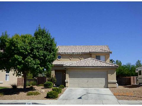 718 Booted Eagle St, Henderson, NV 89015 photo 2