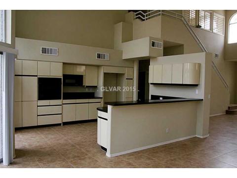 2100 Eaglepath Cir, Henderson, NV 89074 photo 5