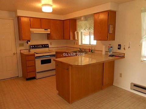 945 E 16th, Ely, NV 89301 photo 2