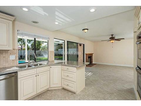 528 Carnforth Dr, Henderson, NV 89014 photo 6