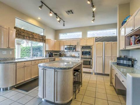 2157 Eaglepath Cir, Henderson, NV 89074 photo 8
