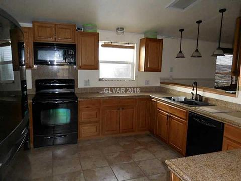 856 S Michigan, Ely, NV 89301 photo 2