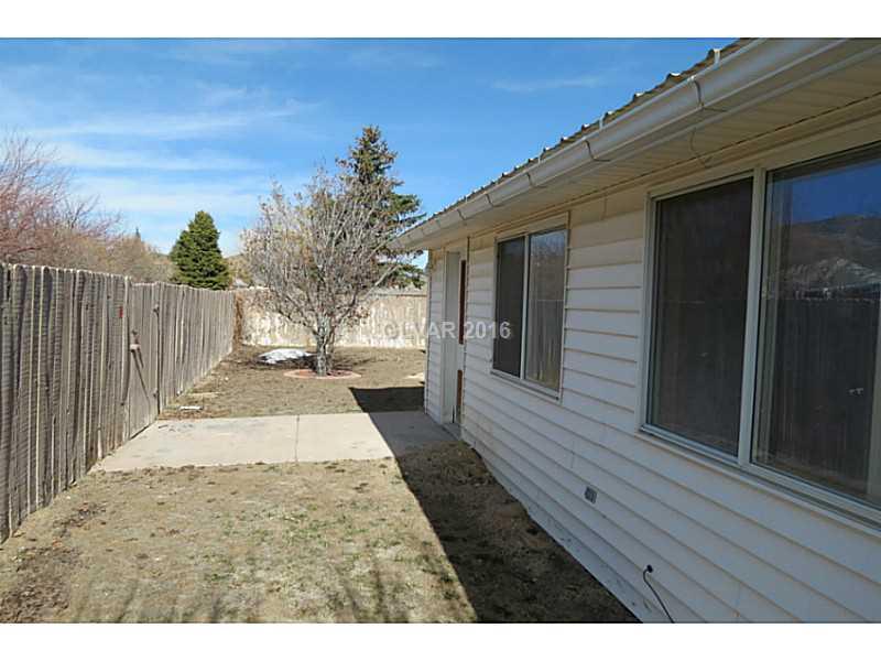 1080 Mountain Vw, Ely, NV 89301 photo 3