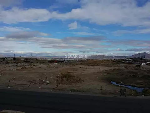 0 0 Englestadcheyenne, North Las Vegas, NV 89032