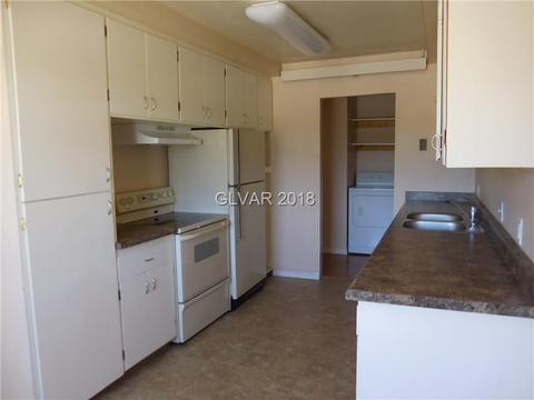 808 Morley, Ely, NV 89301 photo 3