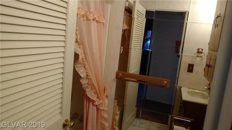 111 W Vly, Beatty, NV 89003 photo 7