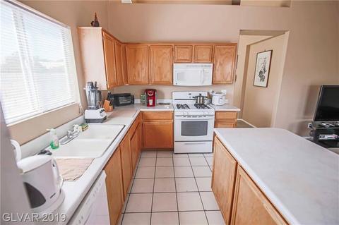 912 Dodee Ct, Henderson, NV 89015 photo 14