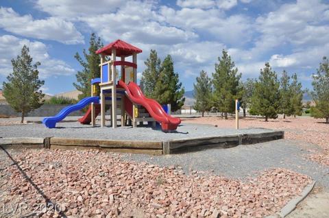5010 E Stubblefield, Pahrump, NV 89061 photo 2