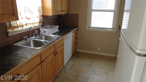 1047 Murry St, Ely, NV 89301 photo 6