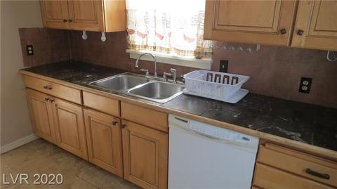 1047 Murry St, Ely, NV 89301 photo 5