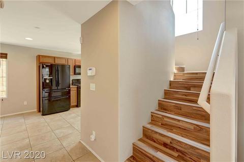682 Swift Eagle Ave, Henderson, NV 89015 photo 10