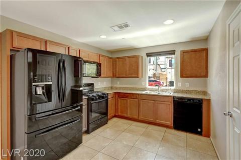 682 Swift Eagle Ave, Henderson, NV 89015 photo 11