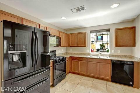 682 Swift Eagle Ave, Henderson, NV 89015 photo 2