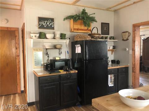 665 Campton St, Ely, NV 89301 photo 9
