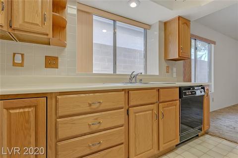 1823 Ruby Ln, Henderson, NV 89014 photo 10