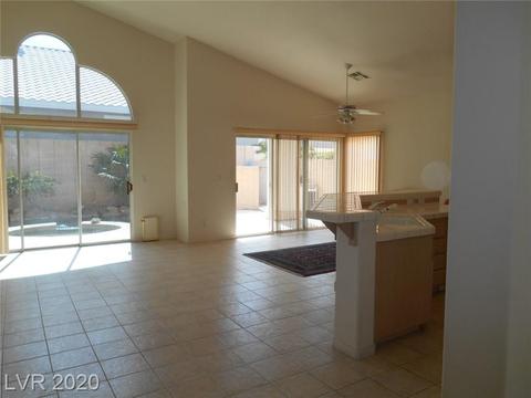 2156 Eaglepath Cir, Henderson, NV 89074 photo 8