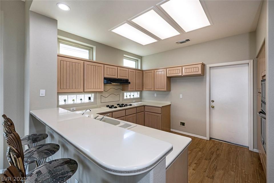  2412 Deer Lake St, Las Vegas, NV 89134 photo 6