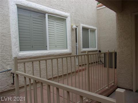 2271 Camel Mesa Dr, Laughlin, NV 89029 photo 3
